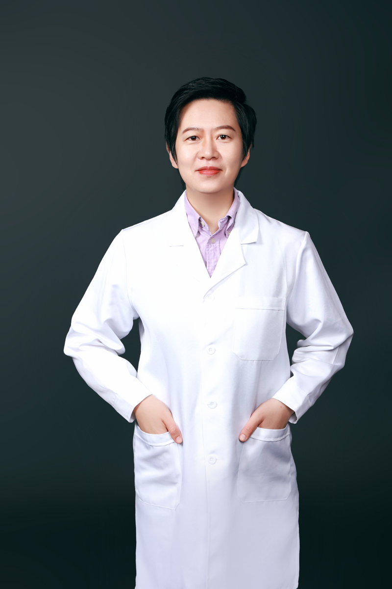 王芳 主任医师